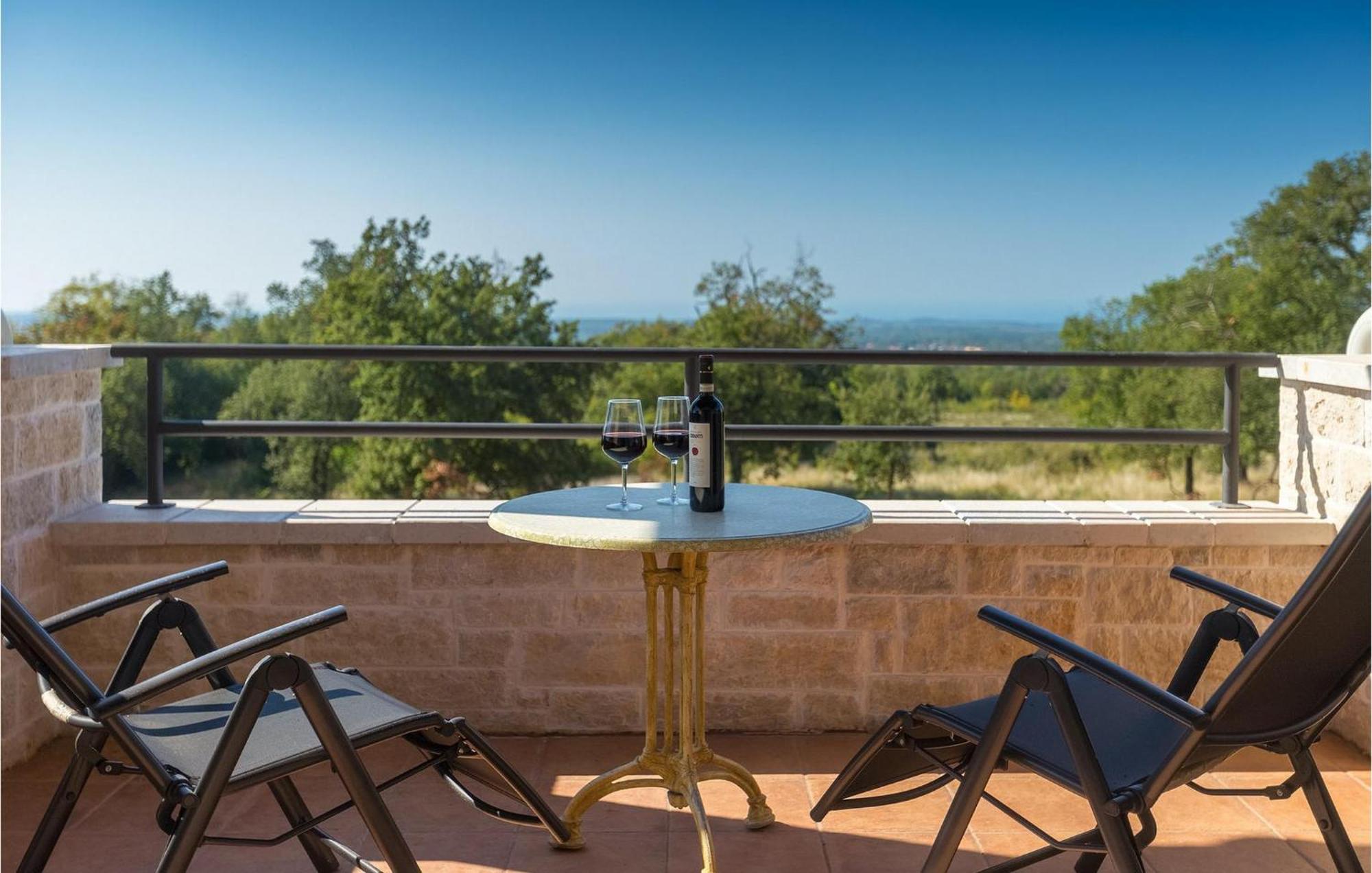 Laura An Ferienhaus Poreč